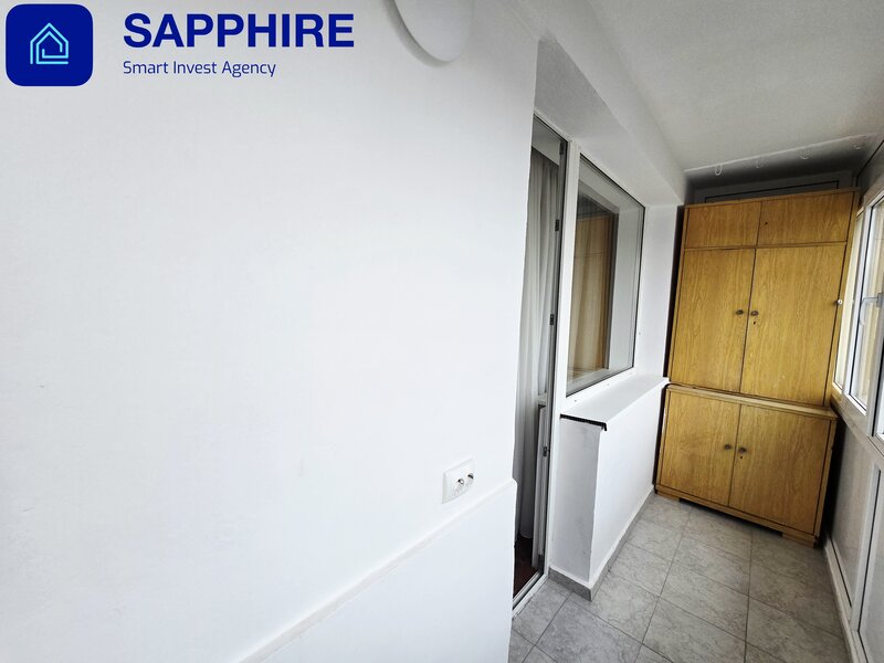 Piata Victoriei, Ion Mihalache, Banu Manta.