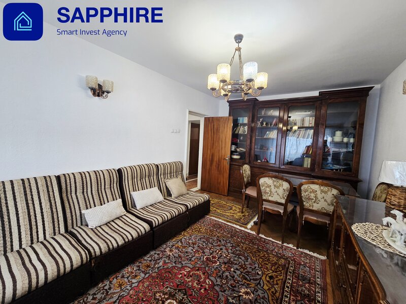 Piata Victoriei, Ion Mihalache, Banu Manta.