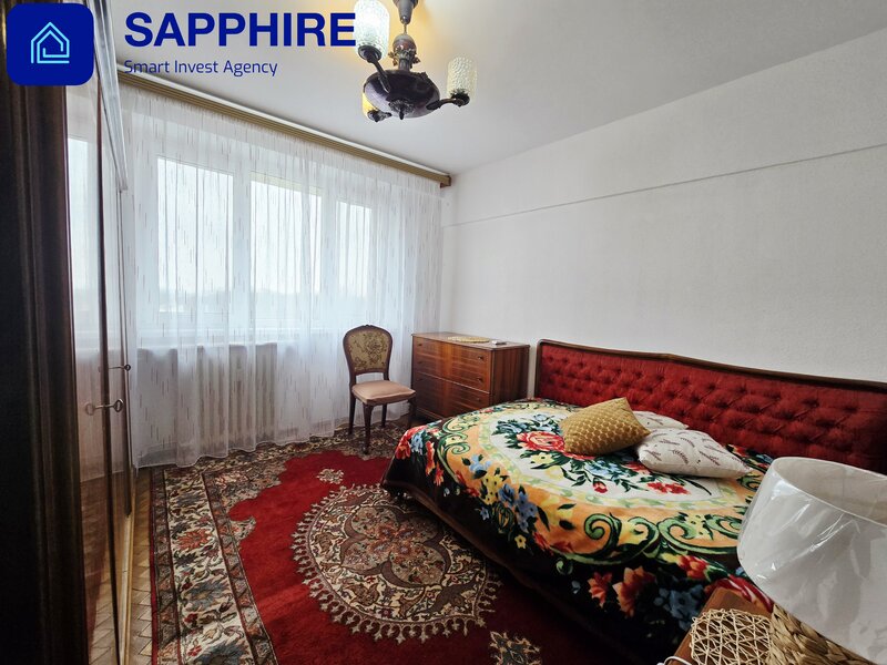 Piata Victoriei, Ion Mihalache, Banu Manta.